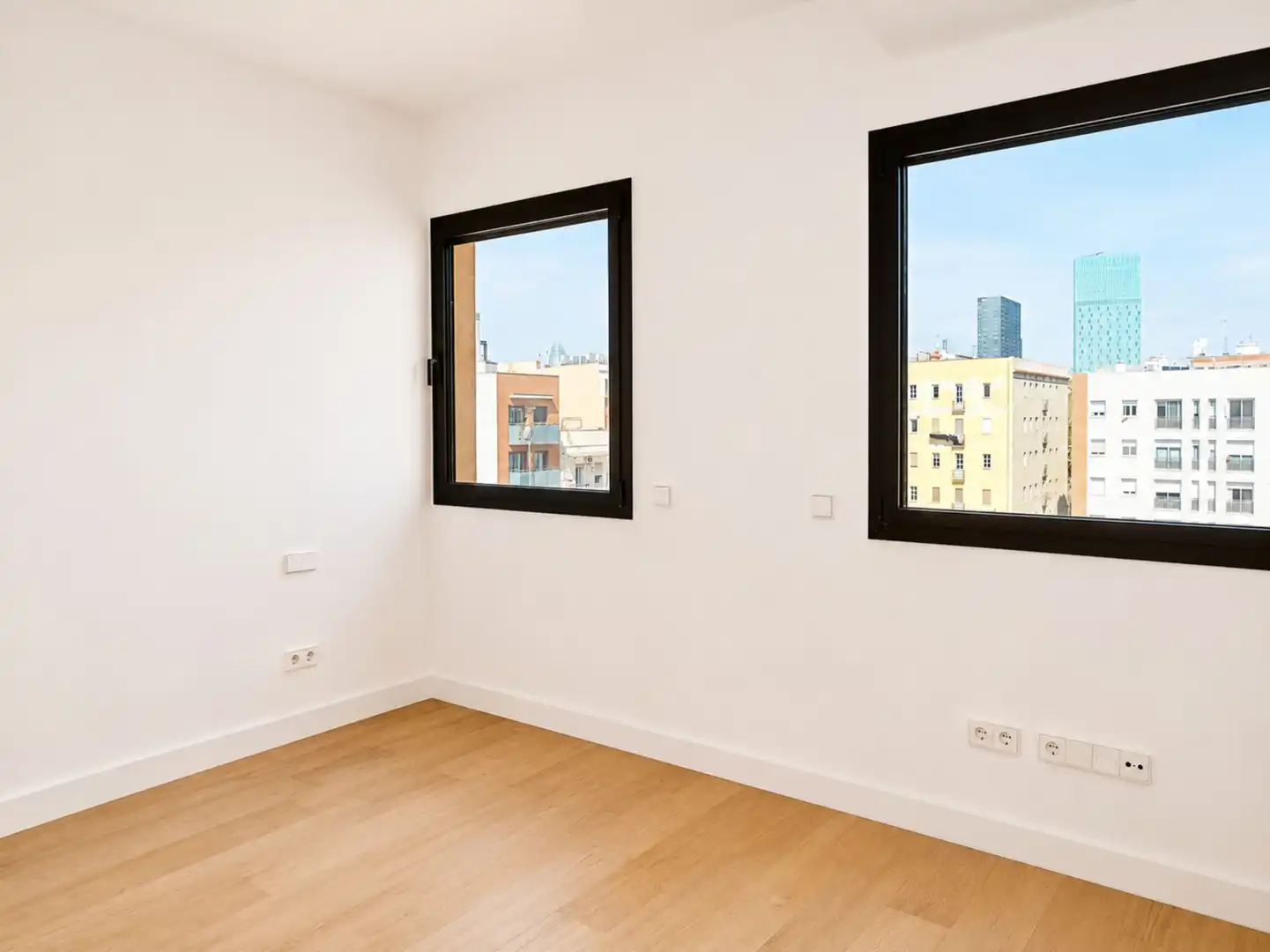 Habitación de Ático en venta en Barcelona con Calefacción y Terraza