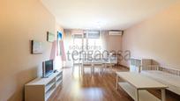 Living room of Flat for sale in  Madrid Capital  with Air Conditioner, Heating and Oven