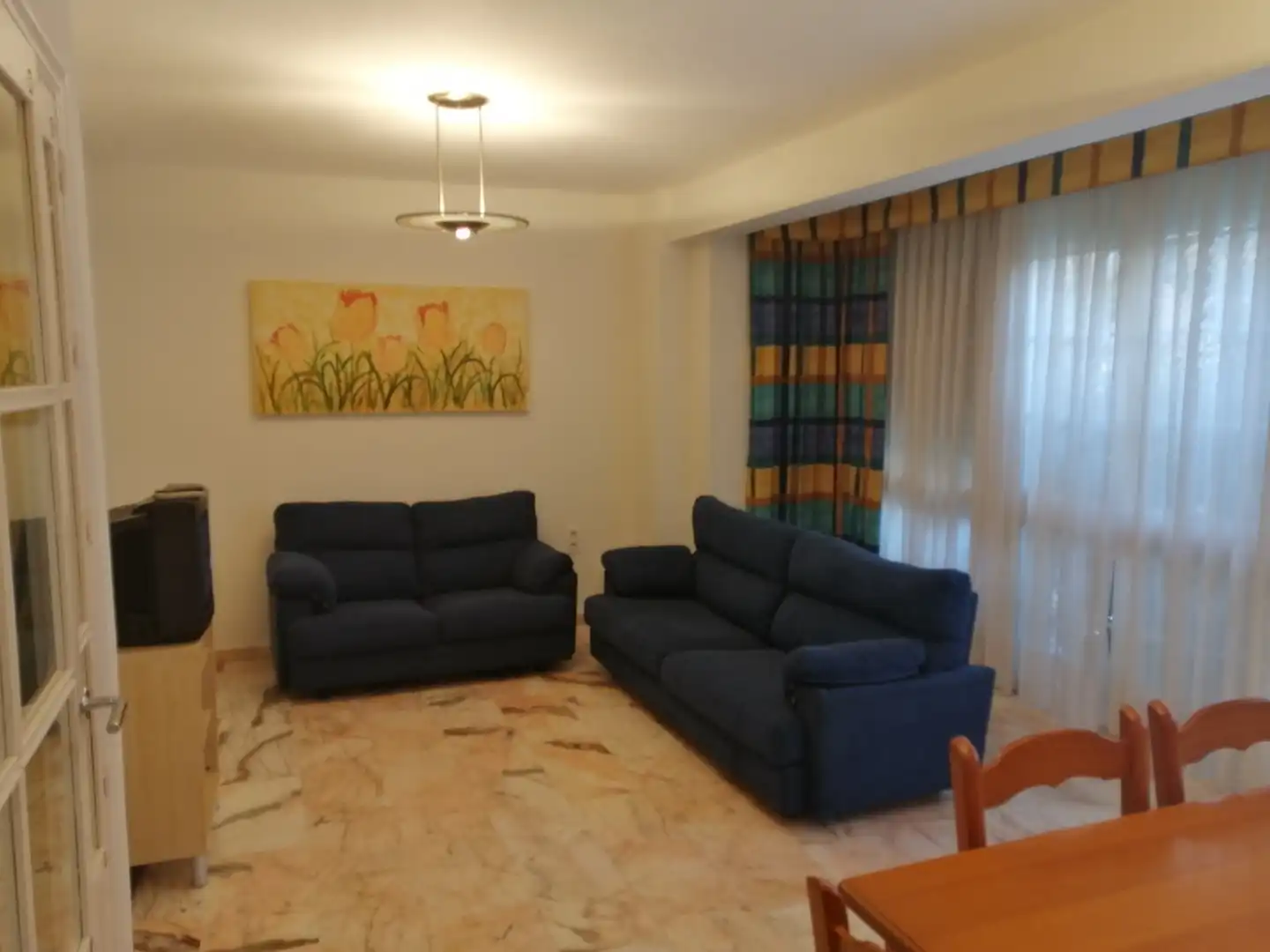 Living room of Flat for sale in Sevilla  with Air Conditioner, Furnished and Oven