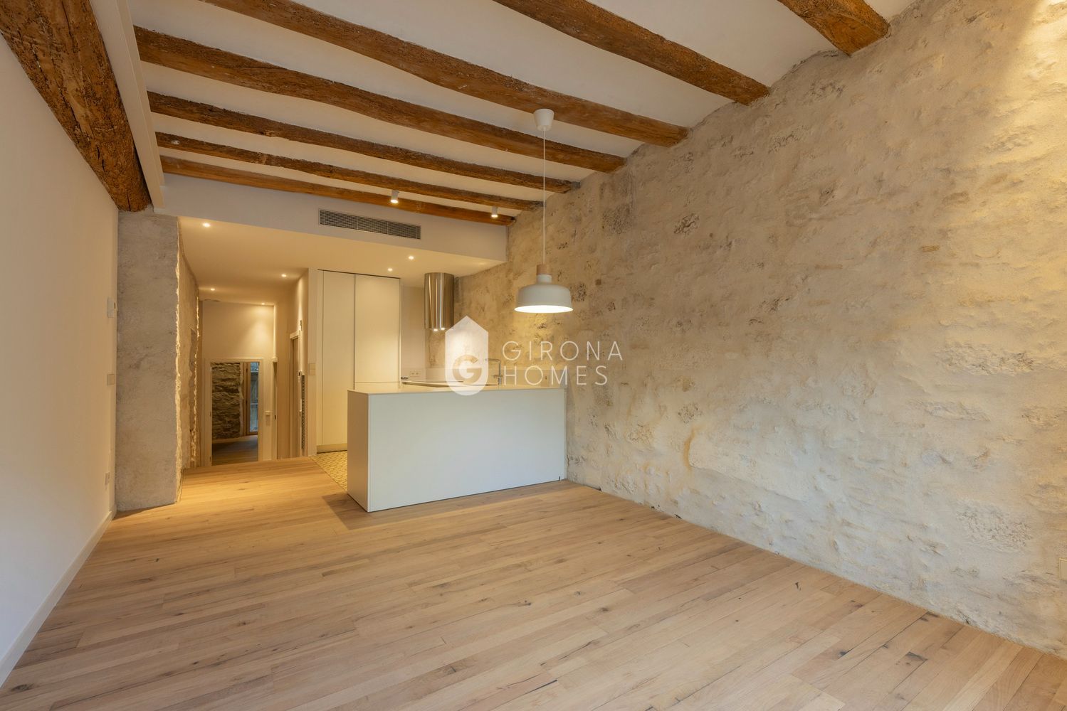 Flat to rent in Girona Capital  with Air Conditioner and Heating