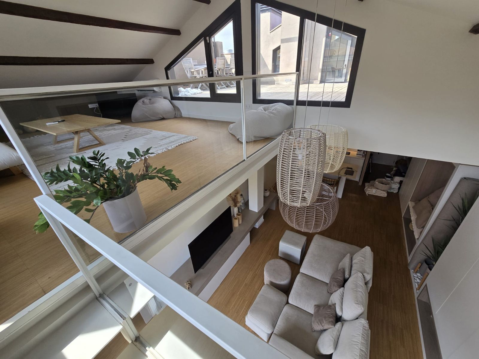 Living room of Attic for sale in  Barcelona Capital  with Heating and Terrace