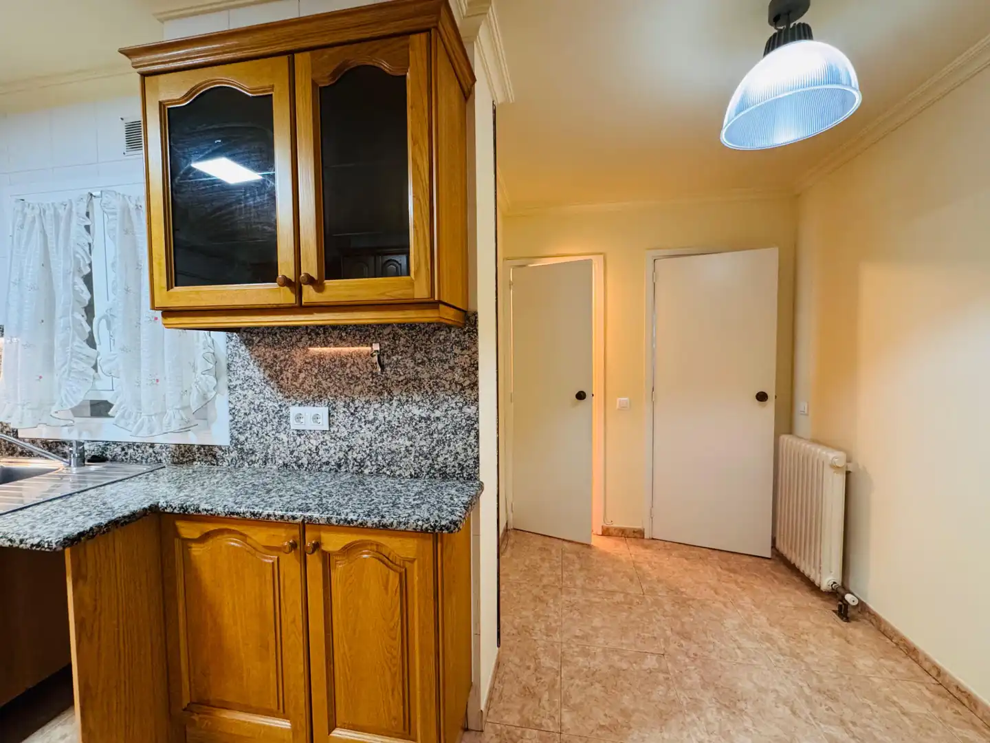 Kitchen of Flat for sale in Girona  with Air Conditioner, Heating and Terrace