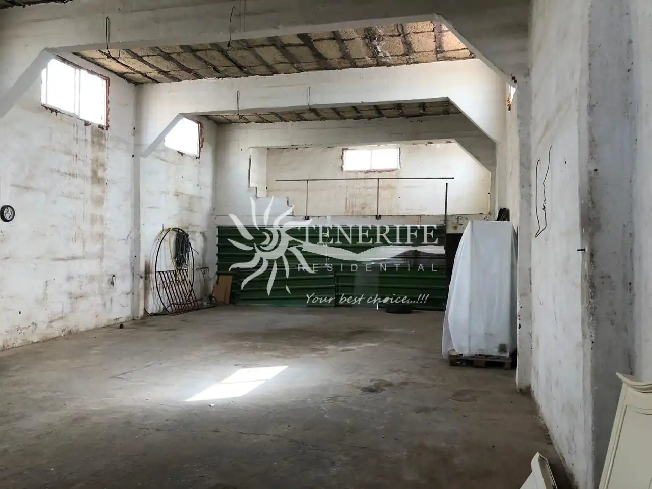 Finca rústica en venta en Guía de Isora con Jardín privado, Trastero y Amueblado