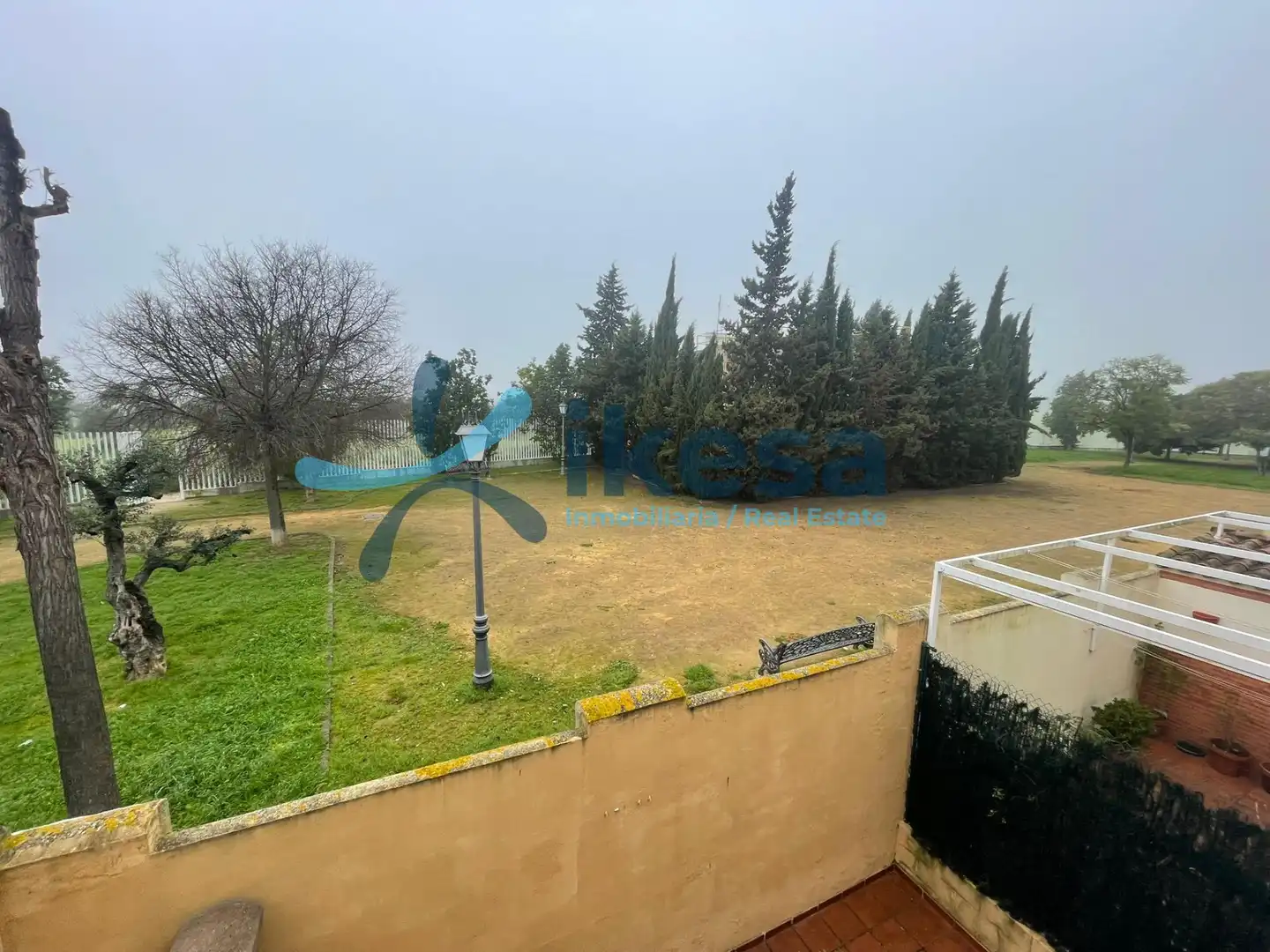 Casa adosada en venta en Castilleja de la Cuesta con Aire acondicionado
