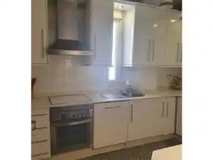 Cuina de Casa o xalet en venda en Baza amb Calefacció, Jardí privat i Terrassa