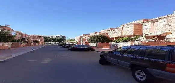 Casa adosada en venda a C/ Zaire, Los Molinos - Villa Blanca