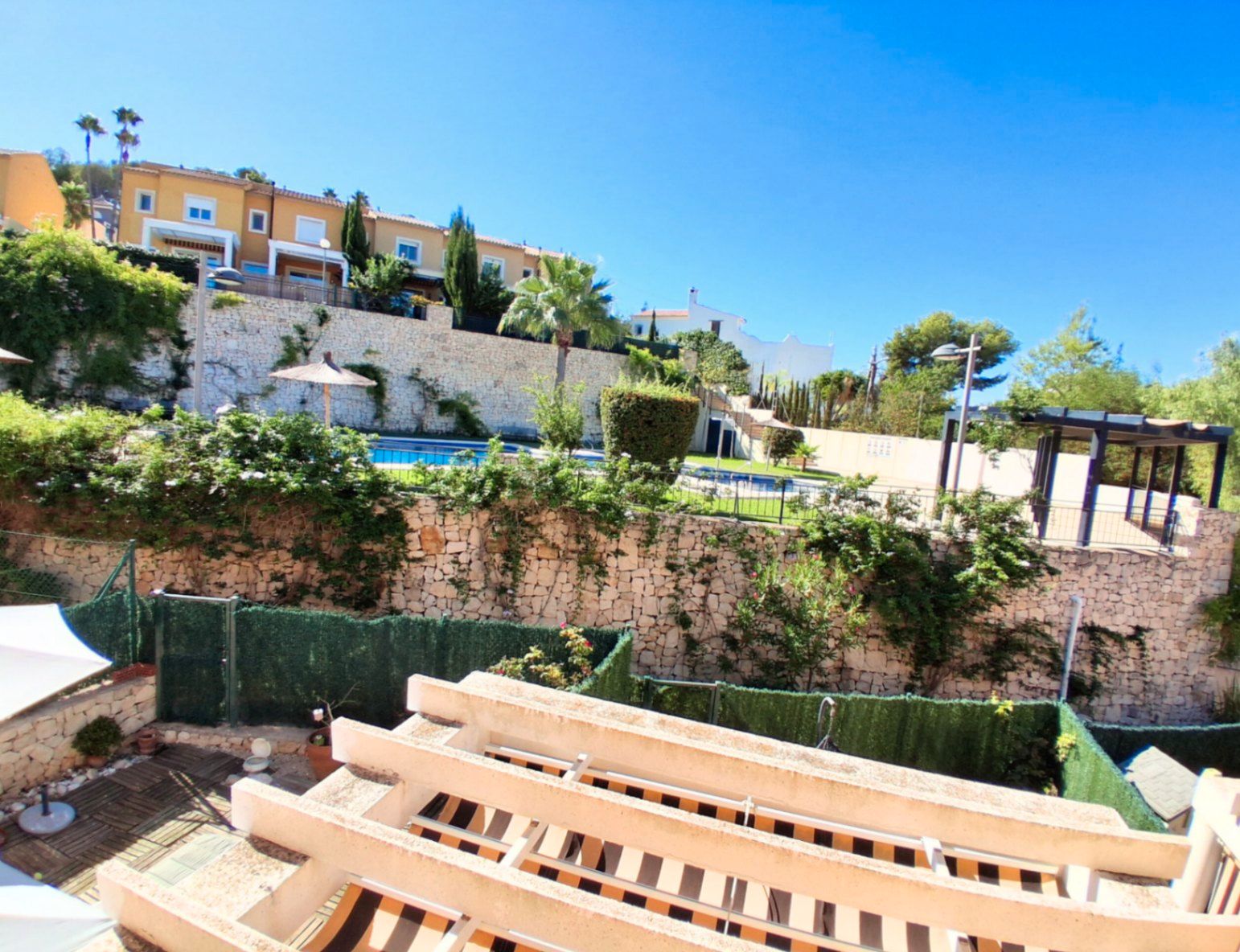Garden of House or chalet for sale in Calpe / Calp  with Air Conditioner, Heating and Private garden