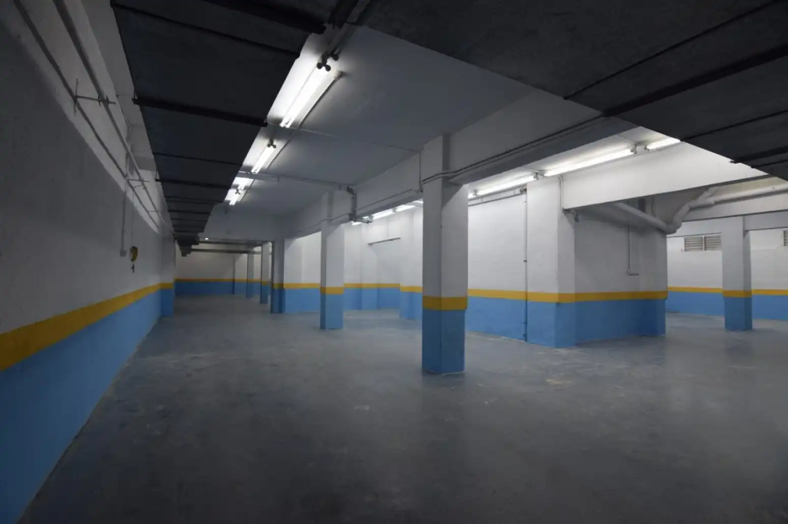 Local comercial en venda a Badalona - Calle d\\Eivissa 3, imagen 3