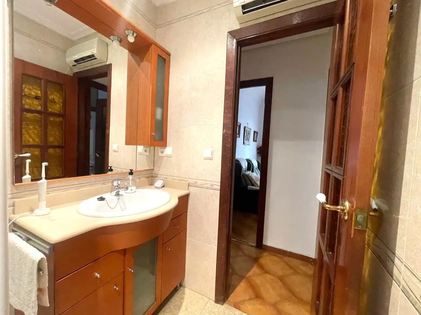 Baño de Piso en venta en Valencia con Amueblado