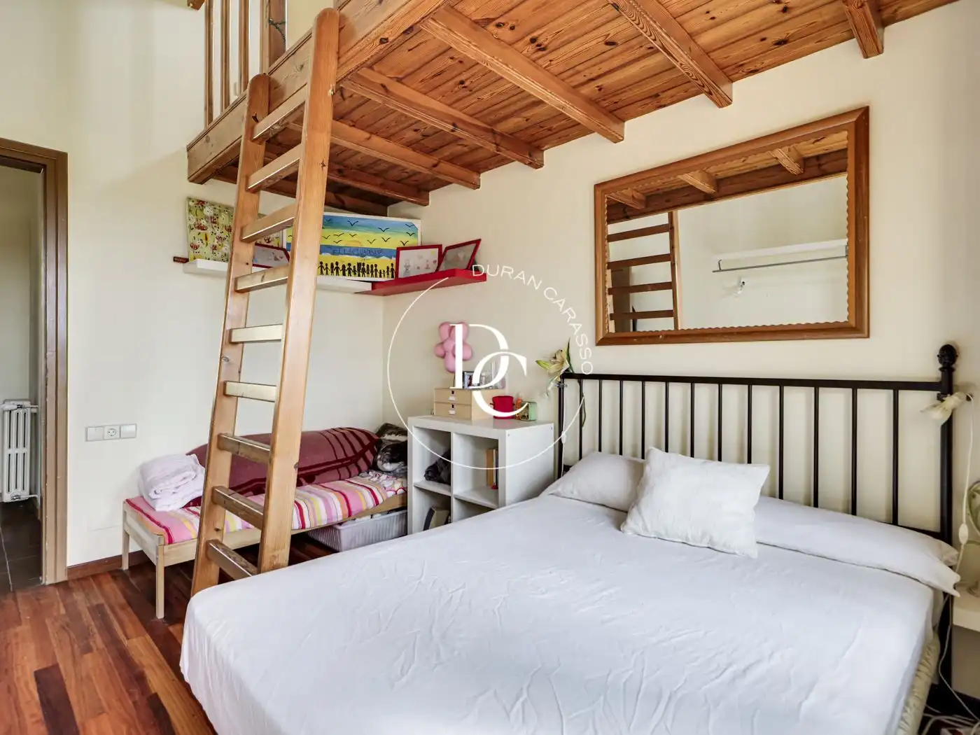 Habitación de Finca rústica en venta en Font-rubí con Calefacción, Jardín privado y Terraza
