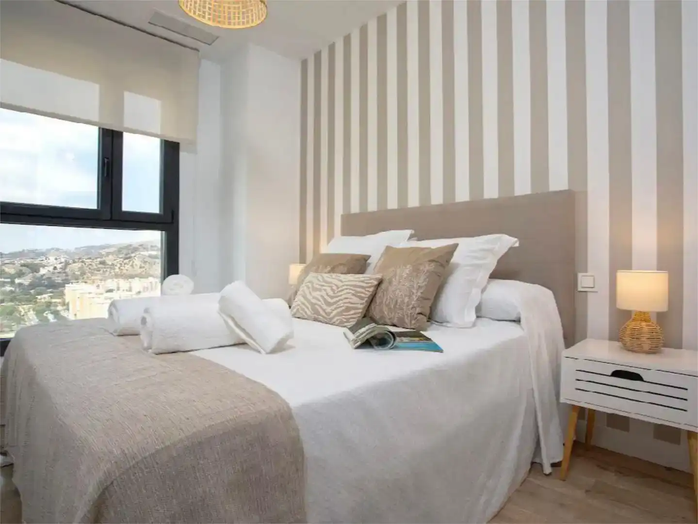Schlafzimmer von Wohnung zur Miete in Málaga Capital mit Klimaanlage und Schwimmbad