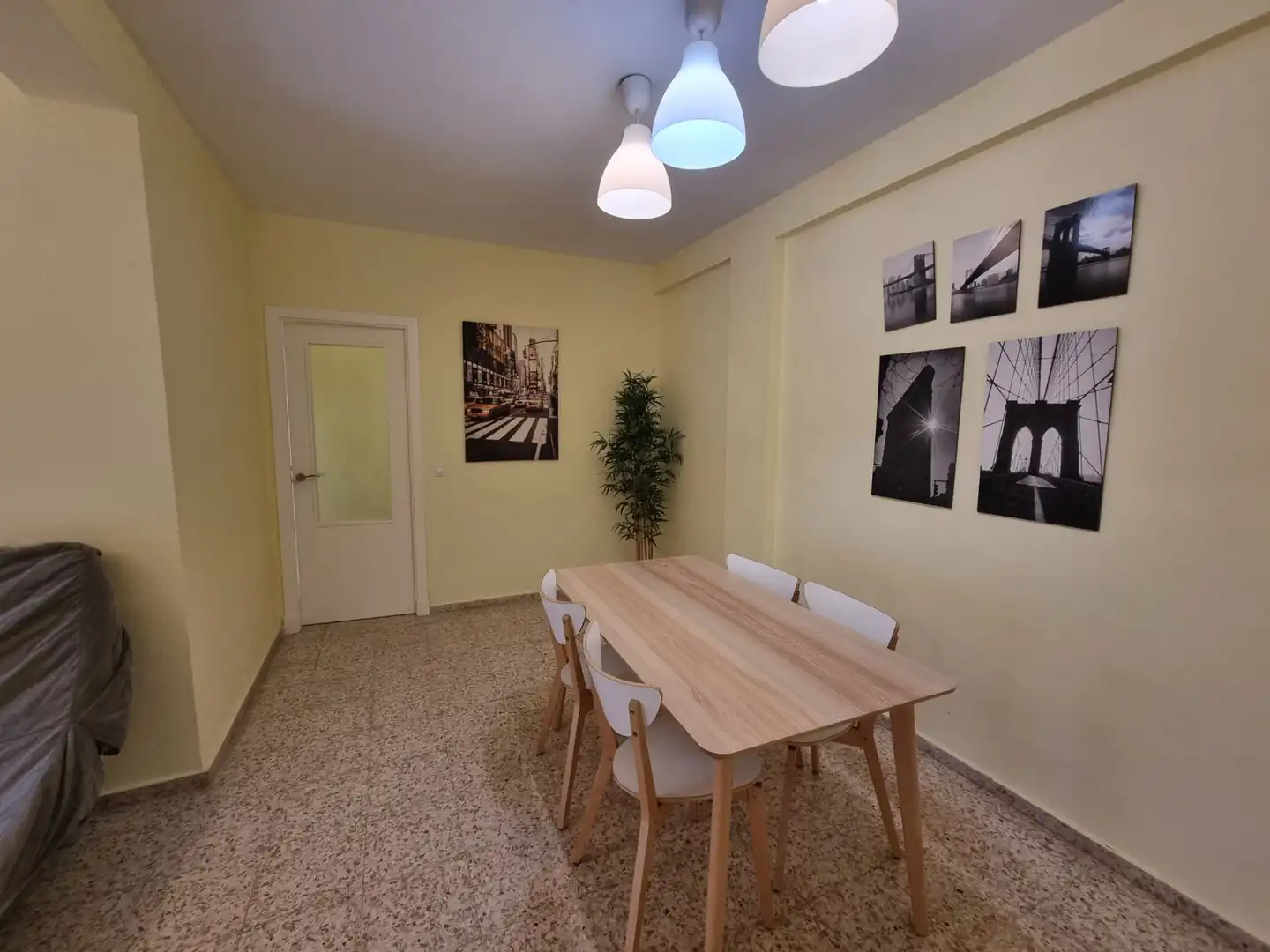 Appartamento con ascensore in affitto a Barrio Ciudad Jardín San José