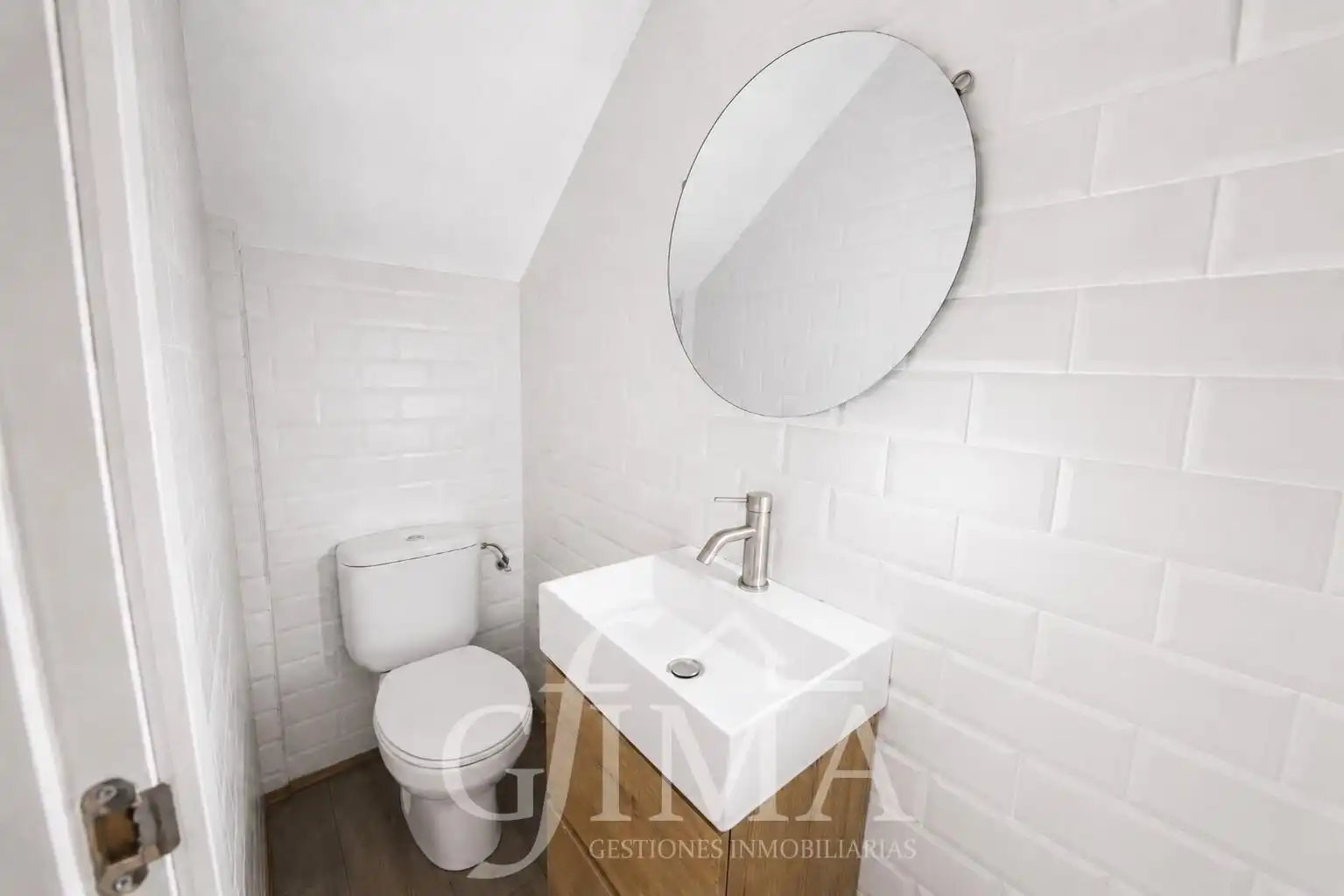 Baño de Casa adosada en venta en Tomelloso con Calefacción y Trastero