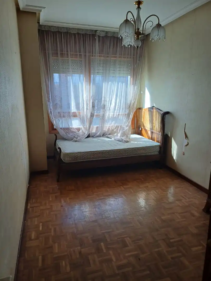 Habitación de Piso en venta en Autol con Calefacción, Parquet y Trastero