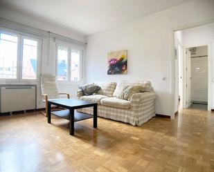 Sala d'estar de Pis de lloguer en  Madrid Capital amb Aire condicionat, Calefacció i Parquet