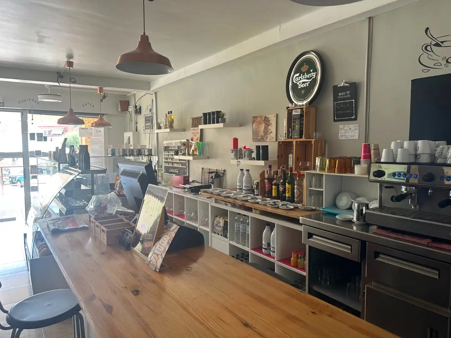 Business premises for transfer in Ca n'Oriol, imagen 3