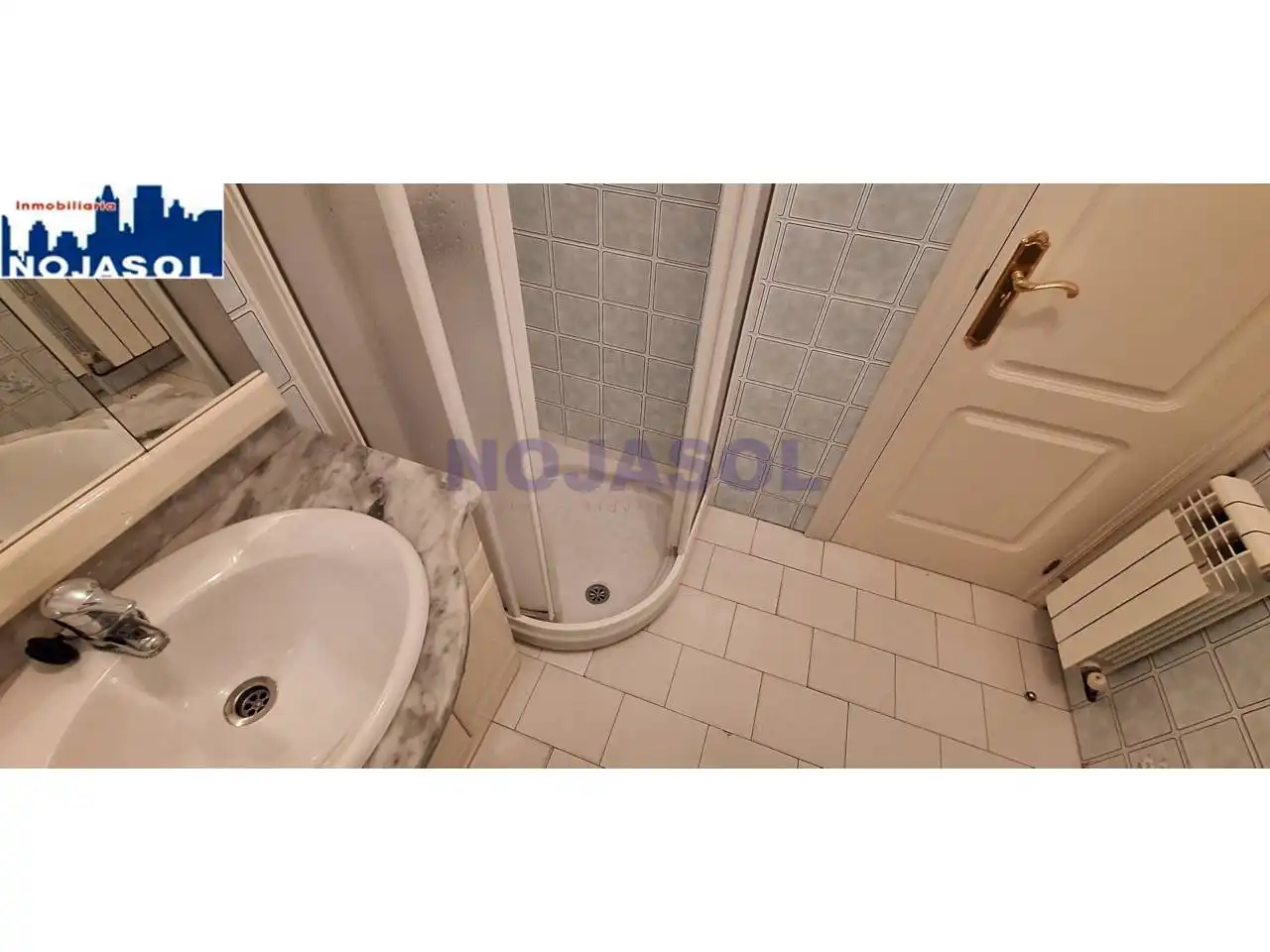 Baño de Piso de alquiler en Noja con Terraza y Amueblado