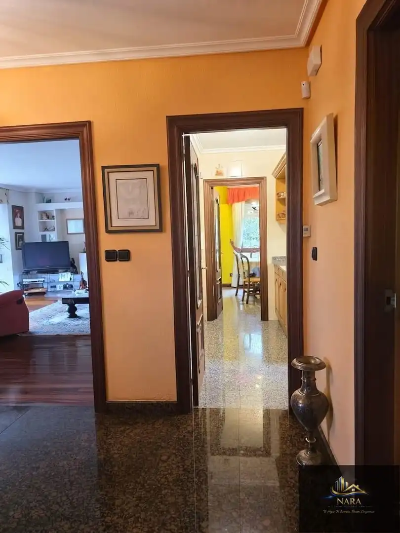 Houses for sale in Torrelavega   with Heating, Private garden and Parquet flooring