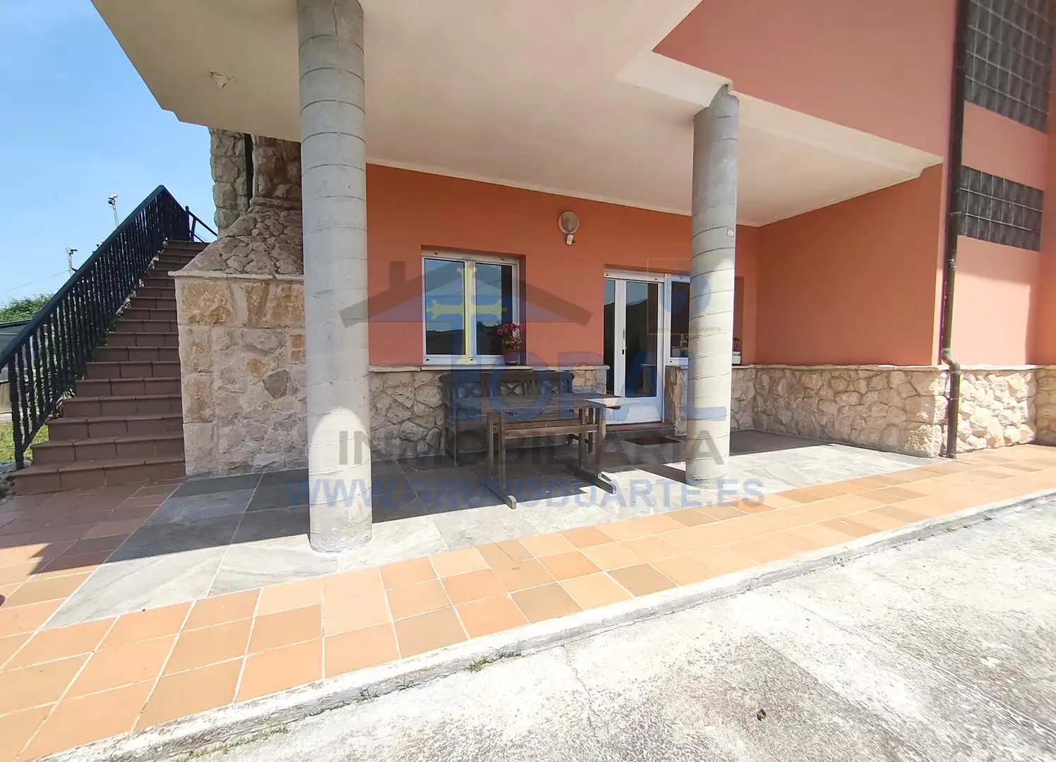 Vista exterior de Casa o xalet en venda en Siero amb Calefacció, Jardí privat i Parquet