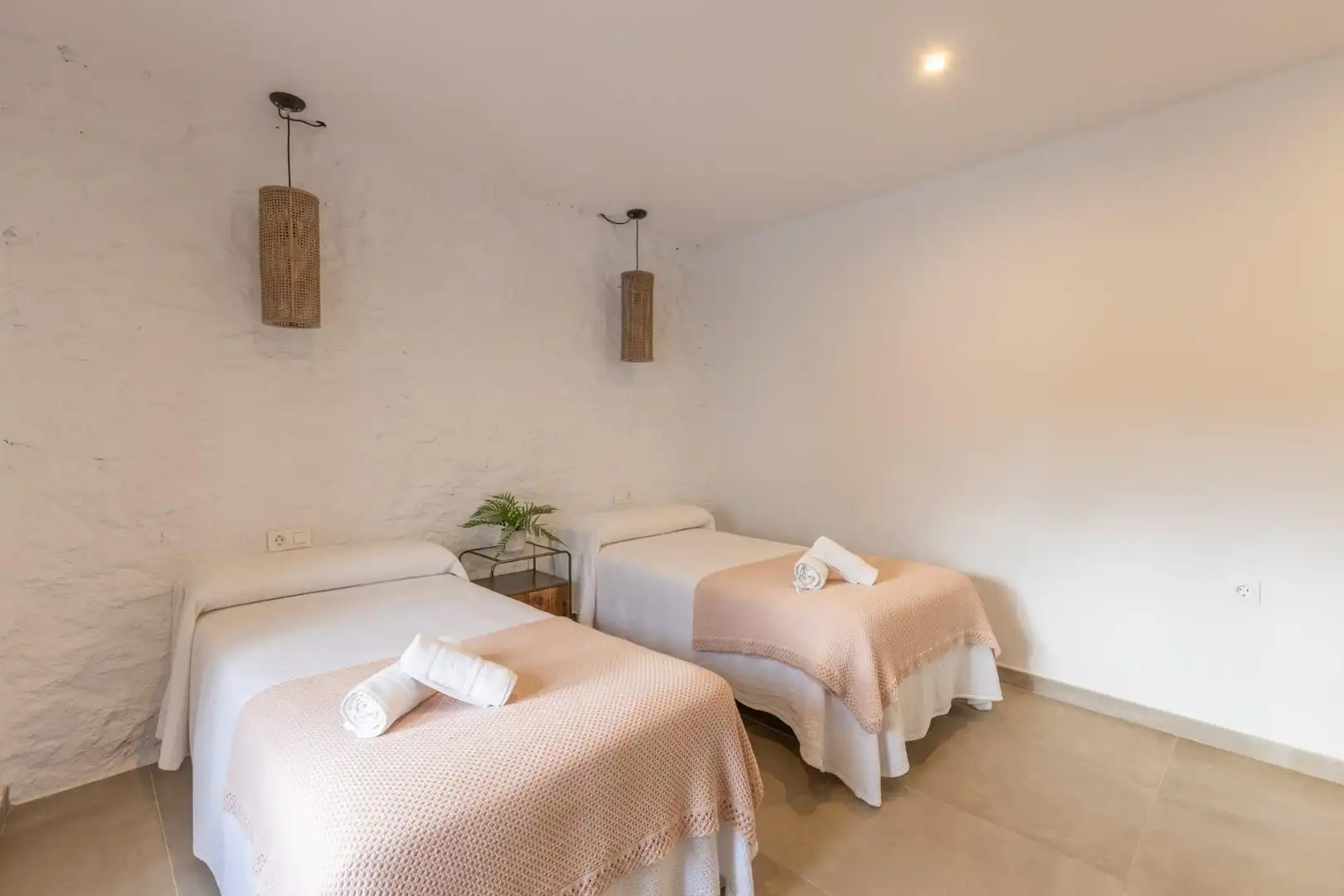 Dormitori de Casa o xalet en venda en Montefrío amb Calefacció i Terrassa