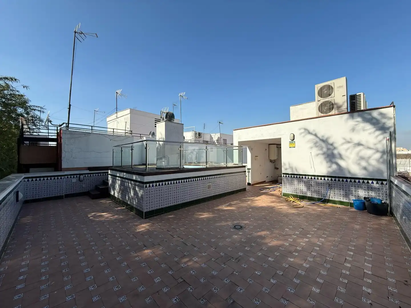 Duplexes for sale in Triana Oeste