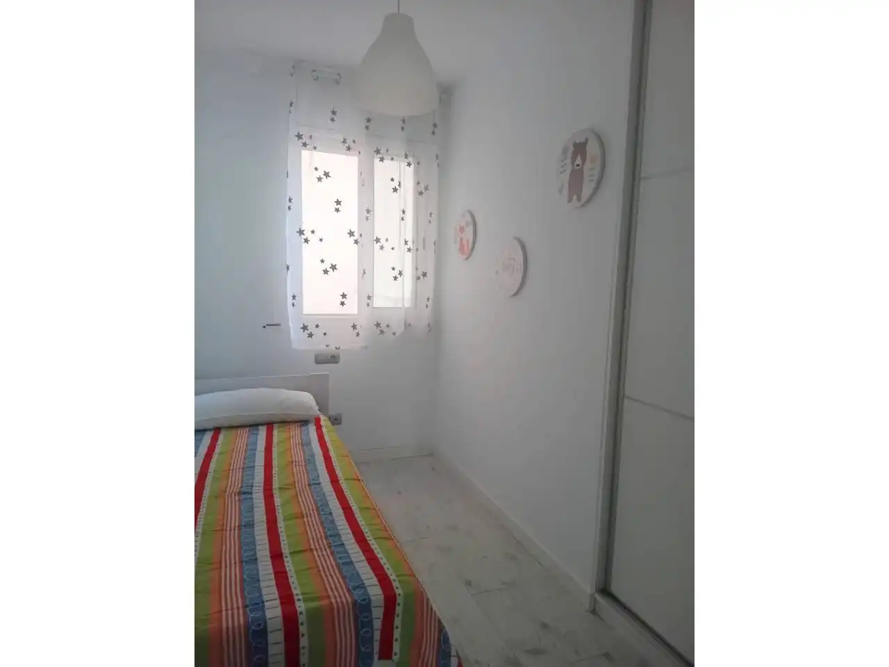 Habitación de Piso de alquiler en Cubelles con Aire acondicionado, Calefacción y Jardín privado