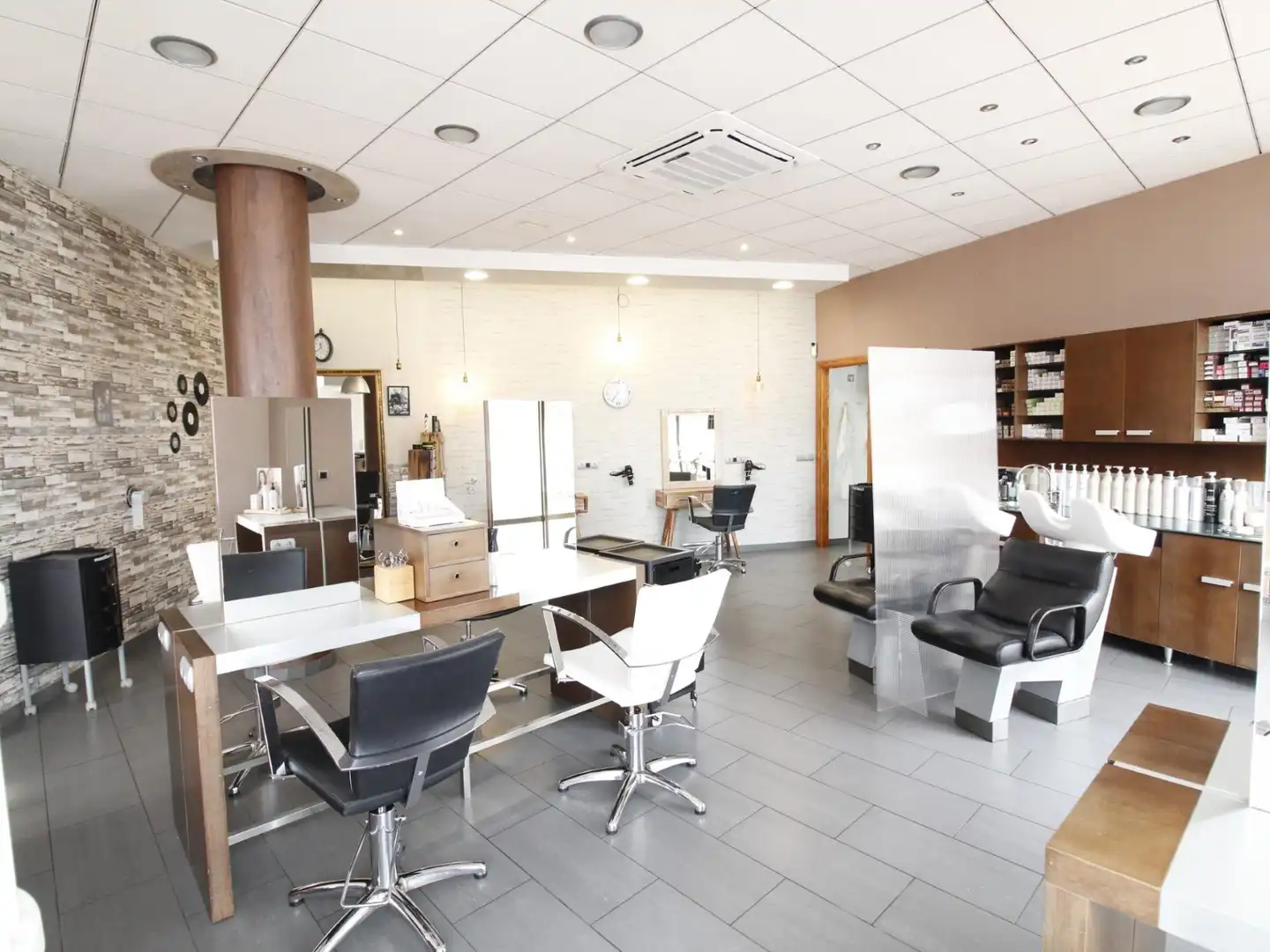 Commercial properties for sale in Vandellòs i l'Hospitalet de l'Infant  with Air Conditioner and Furnished