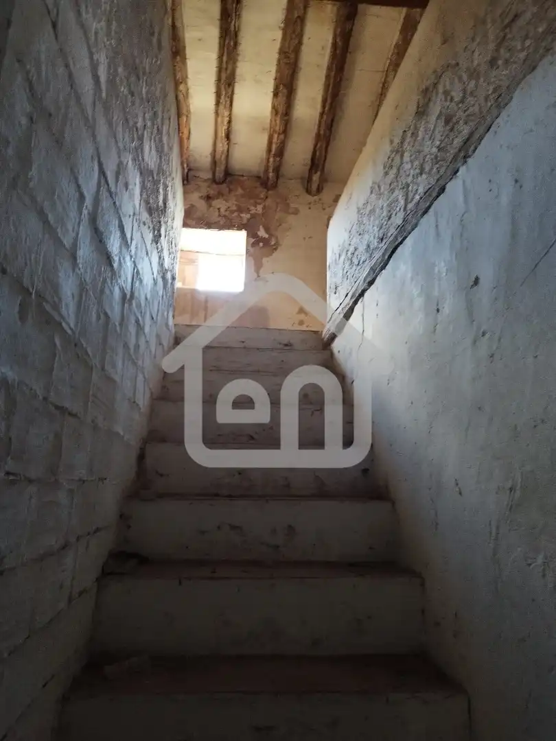 Houses for sale in Requena  with Storage room and Balcony