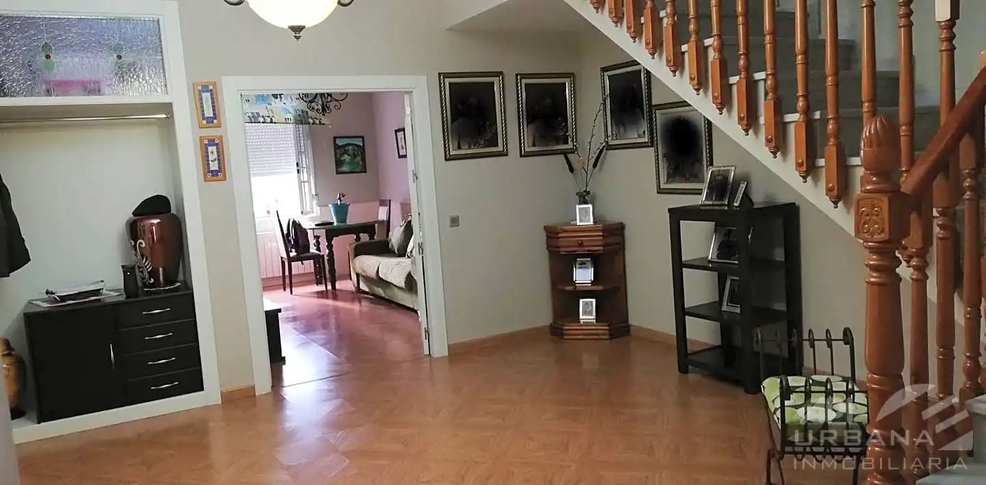 Houses for sale in Nueva Carteya  with Air Conditioner, Heating and Parquet flooring