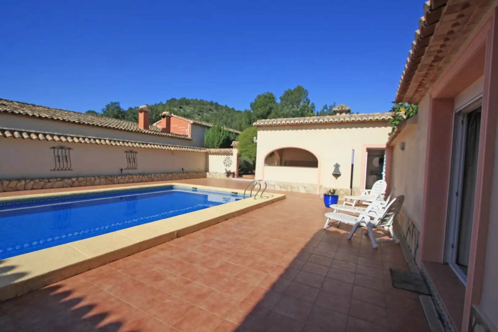 Vista exterior de Casa o xalet en venda en Xaló amb Aire condicionat, Calefacció i Jardí privat