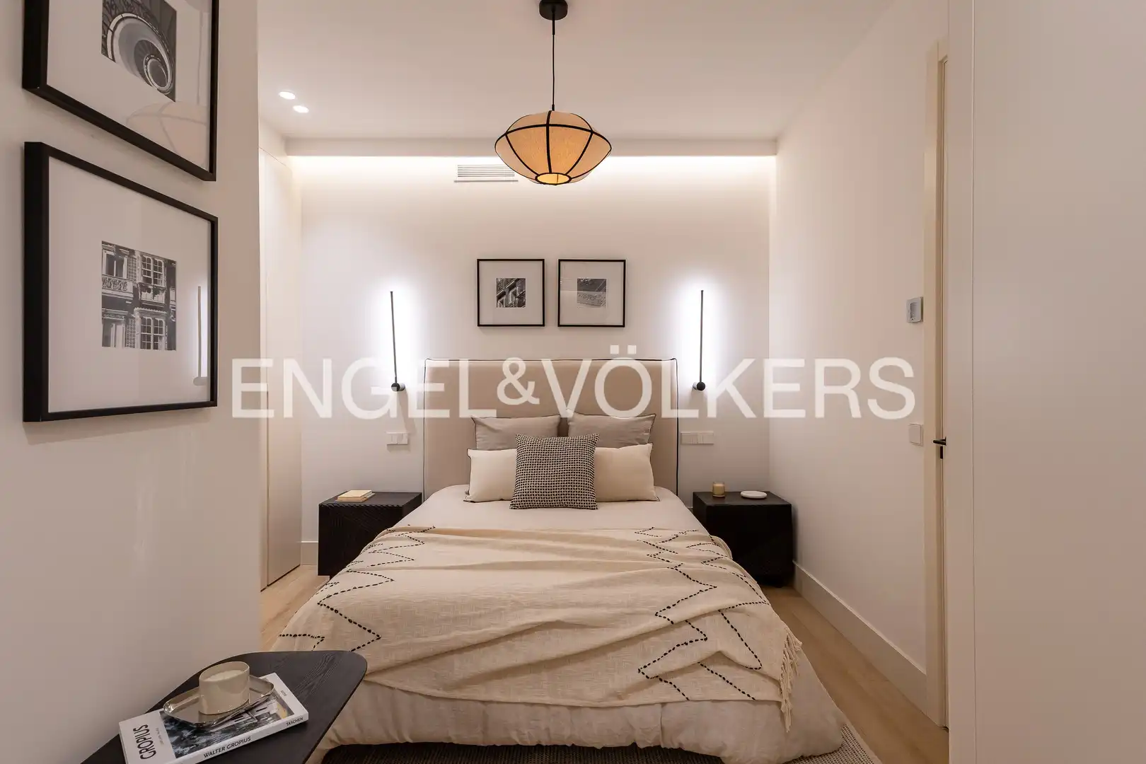 Schlafzimmer von Wohnung zum Verkauf in Madrid mit Klimaanlage und Heizung