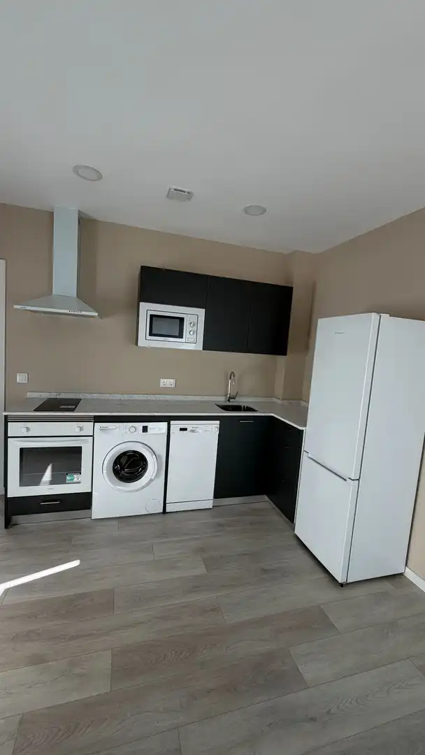 Cuina de Apartament en venda en Valladolid amb Calefacció