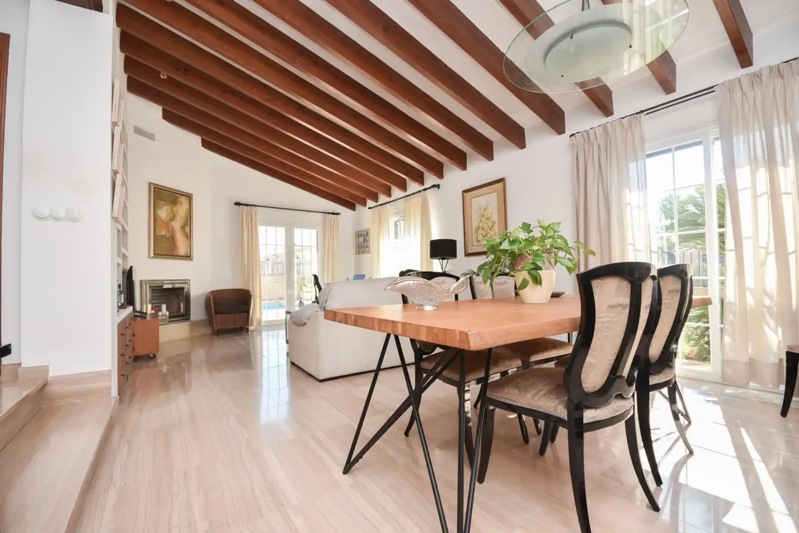 Sala d'estar de Casa o xalet en venda en Marratxí amb Aire condicionat, Calefacció i Jardí privat