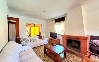 Living room of House or chalet for sale in La Línea de la Concepción  with Terrace and Swimming Pool