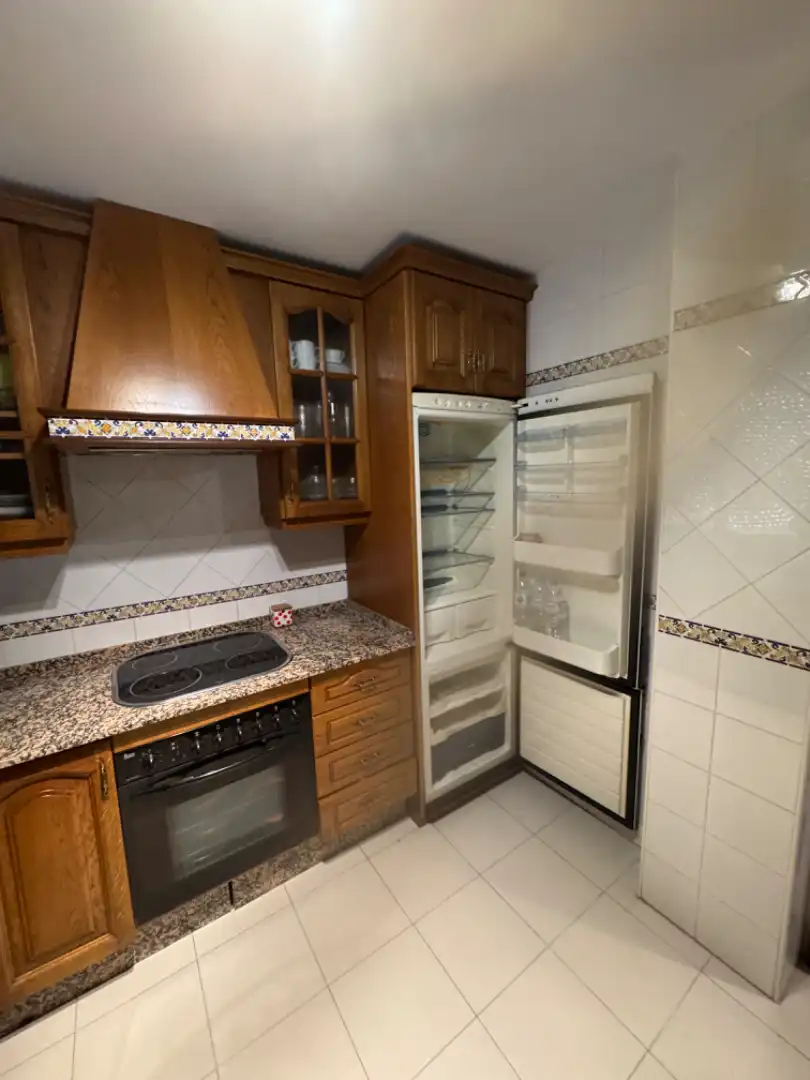 Kitchen of Flat for sale in Sanlúcar de Barrameda  with Air Conditioner, Heating and Terrace