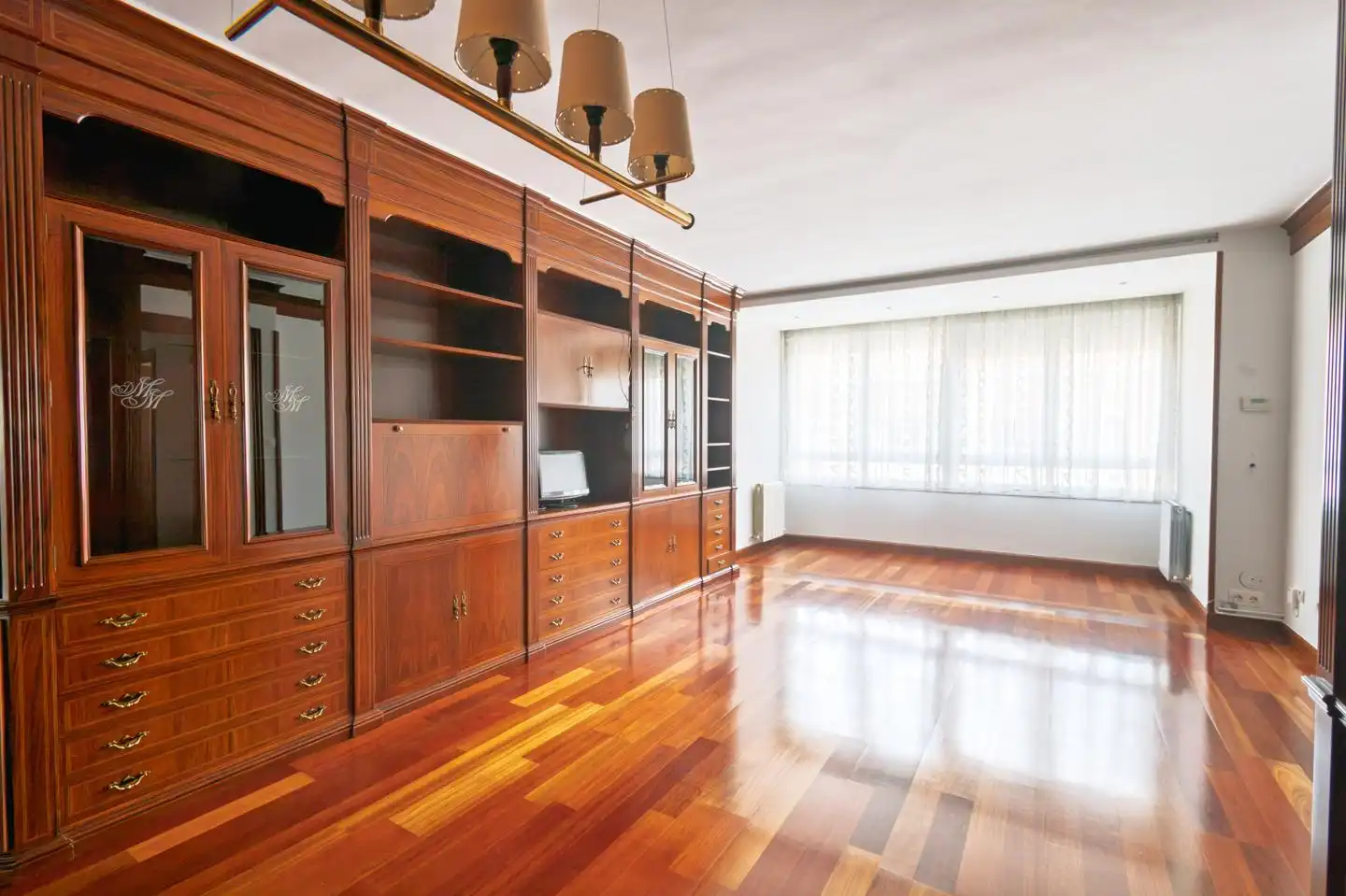 Sala d'estar de Pis en venda en  Pamplona / Iruña amb Calefacció i Moblat