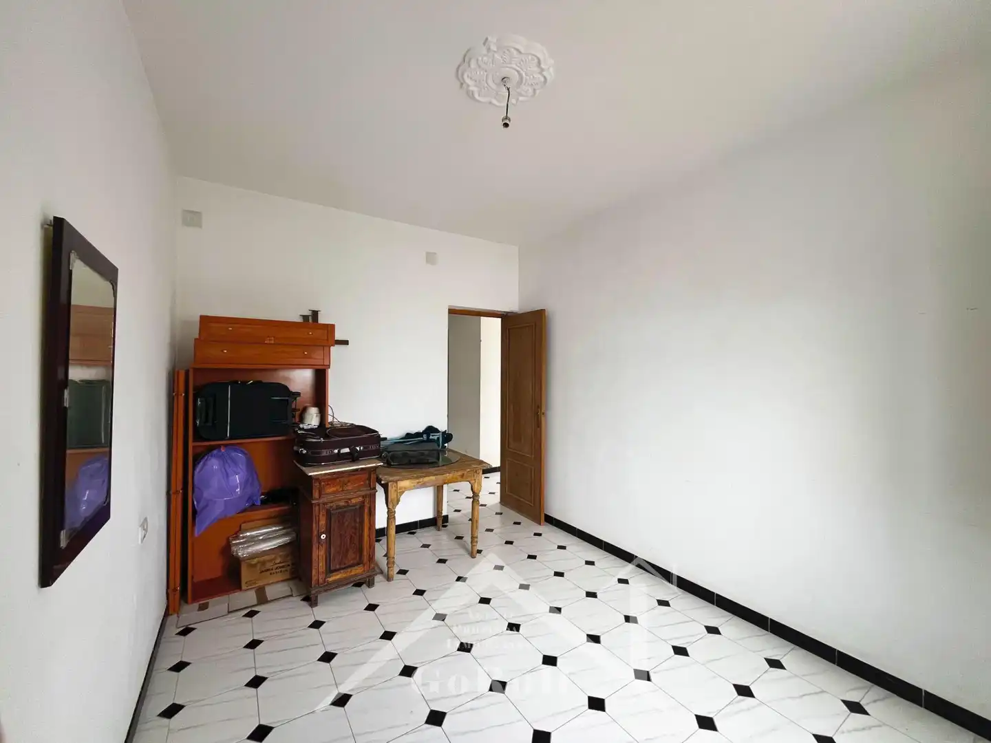 Sala d'estar de Casa o xalet en venda en Almadén de la Plata amb Jardí privat, Terrassa i Traster