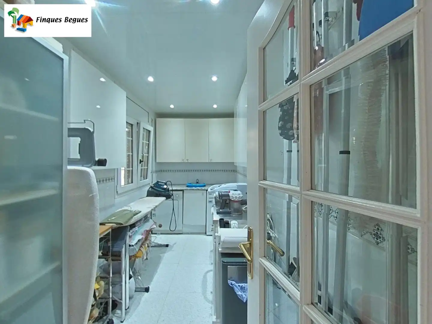 Cocina de Casa o chalet en venta en Begues con Calefacción, Jardín privado y Trastero