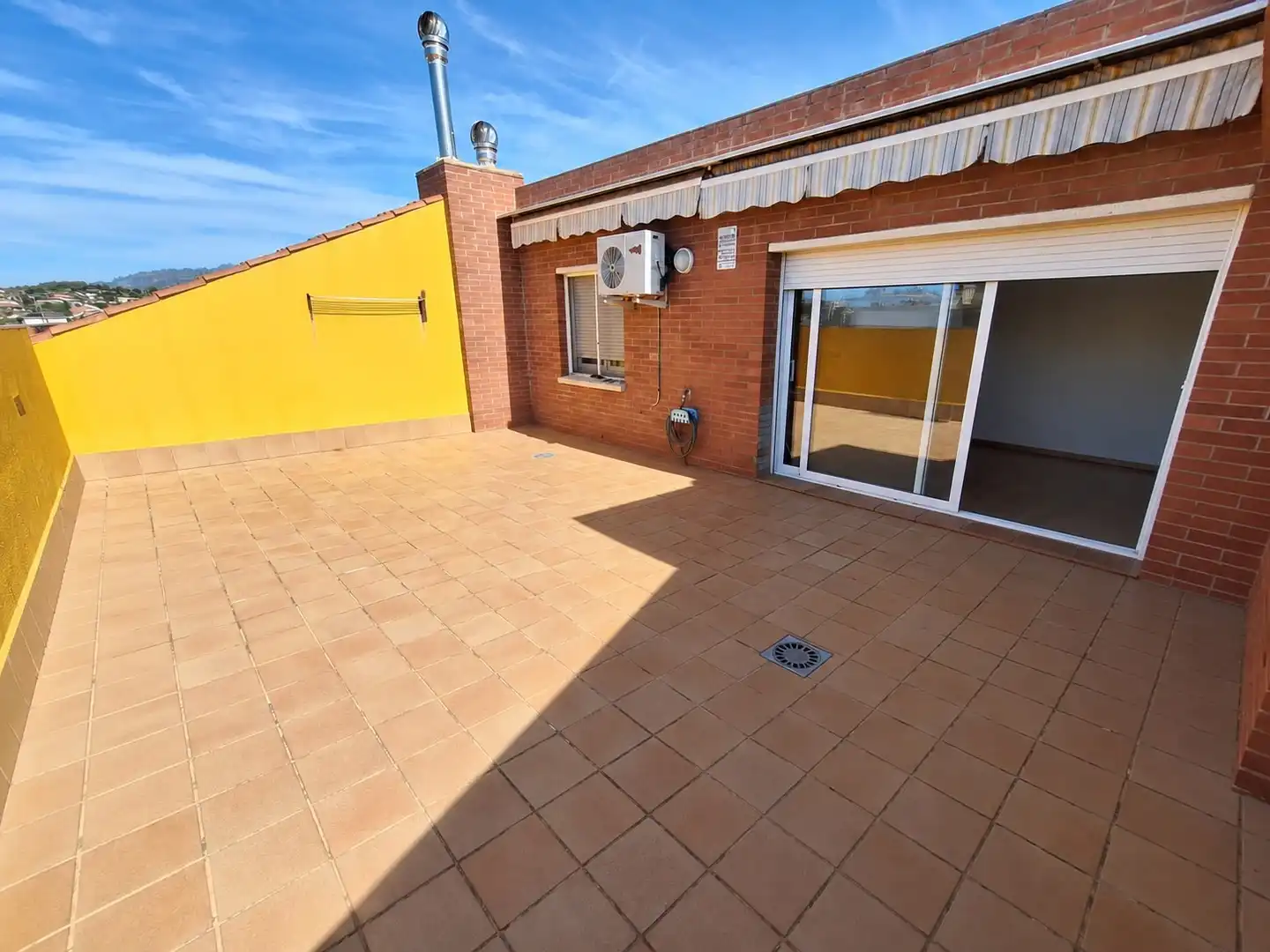 Duplex with terrace for sale in Avinguda Montserrat
