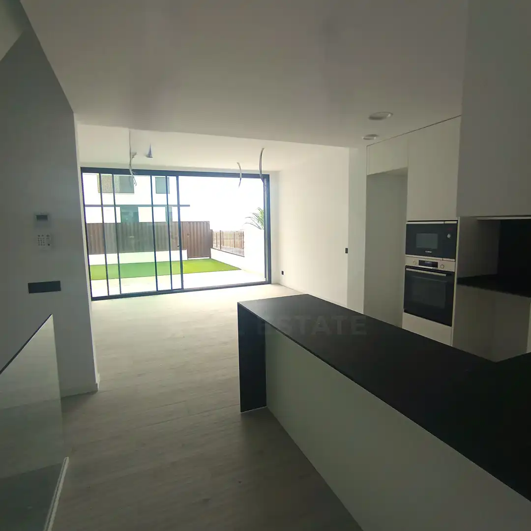 Cuina de Casa adosada en venda en Vandellòs i l'Hospitalet de l'Infant amb Aire condicionat, Calefacció i Terrassa