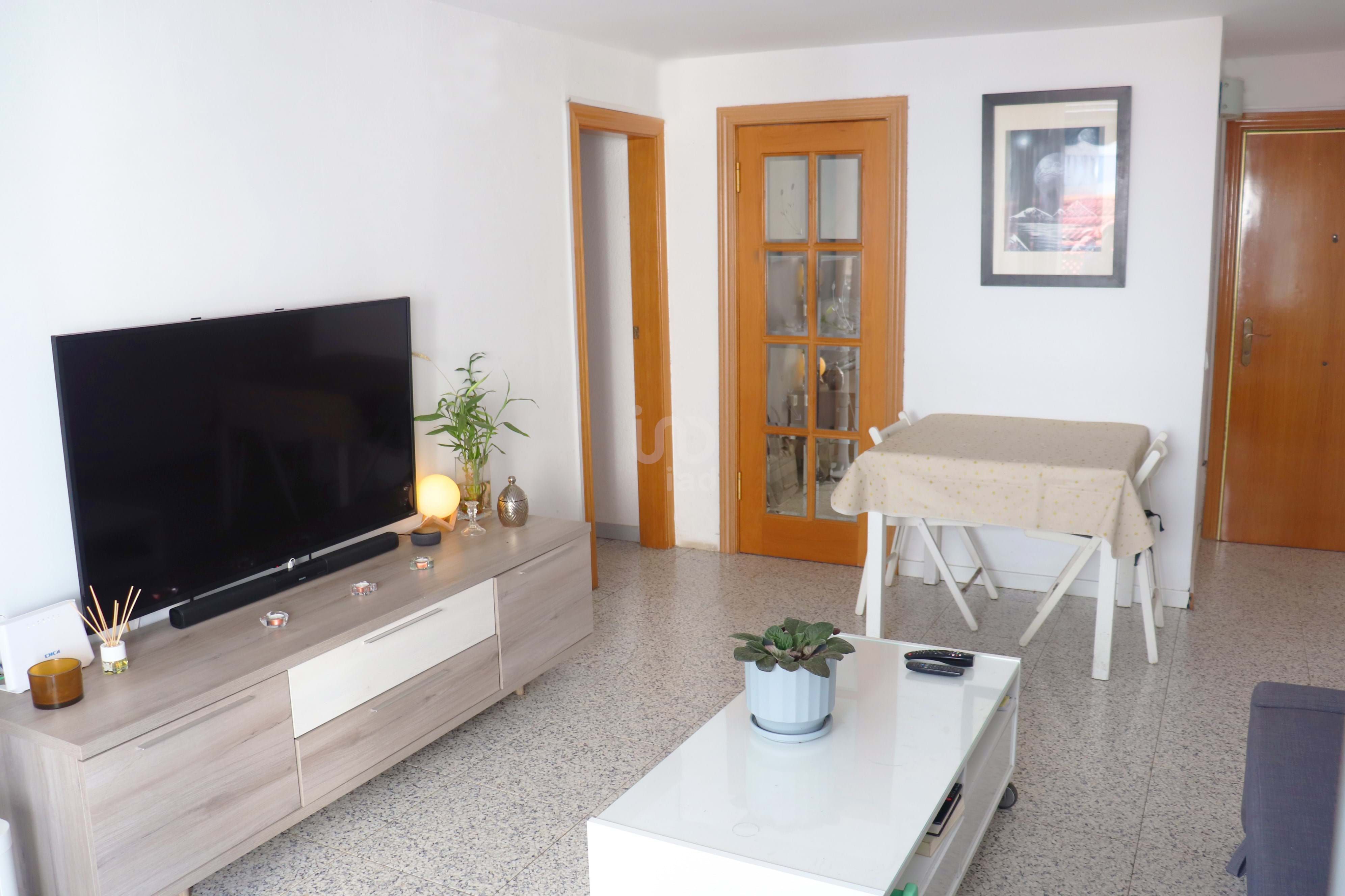 Living room of Flat for sale in L'Hospitalet de Llobregat