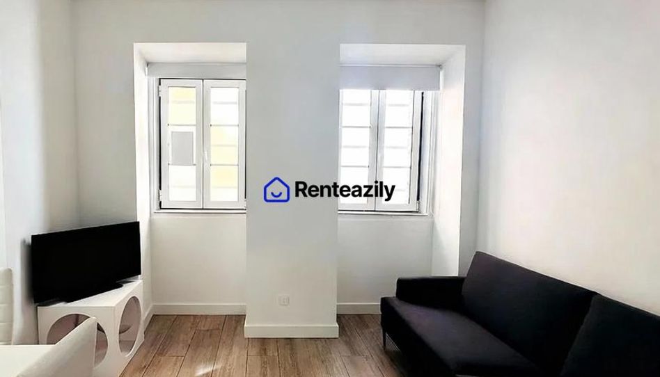 Apartamento de alquiler en Calle de las Huertas, Cortes - Huertas - Imagen 2