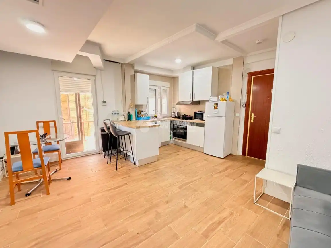 Kitchen of Flat for sale in Segovia