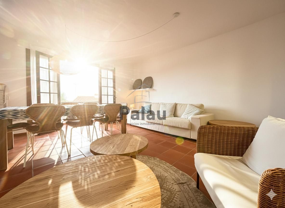 Sala d'estar de Dúplex en venda en Es Mercadal