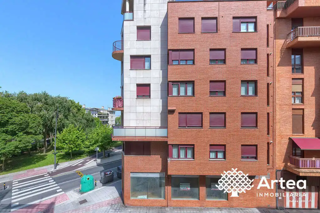 Vista exterior de Piso en venta en Getxo  con Calefacción, Trastero y Balcón