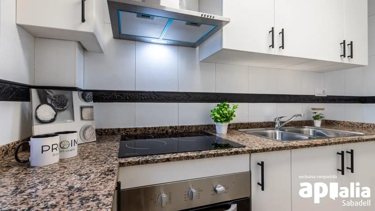 Cocina de Piso en venta en Sabadell con Aire acondicionado, Calefacción y Parquet