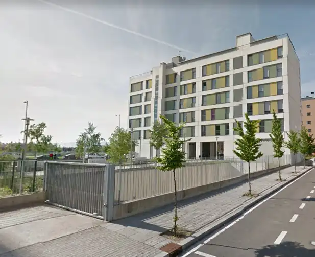 Individual for sale in Viena Kalea 12