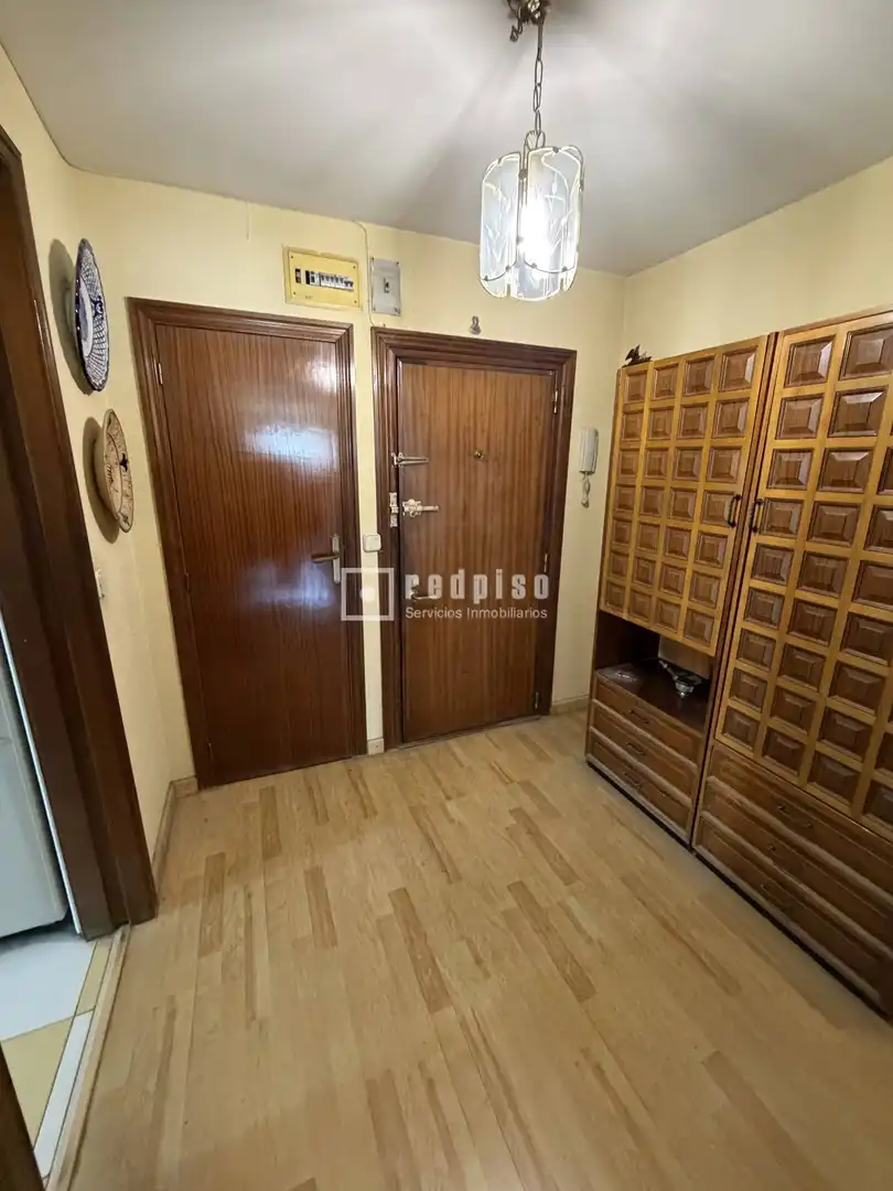 Habitación de Piso en venta en Retiro