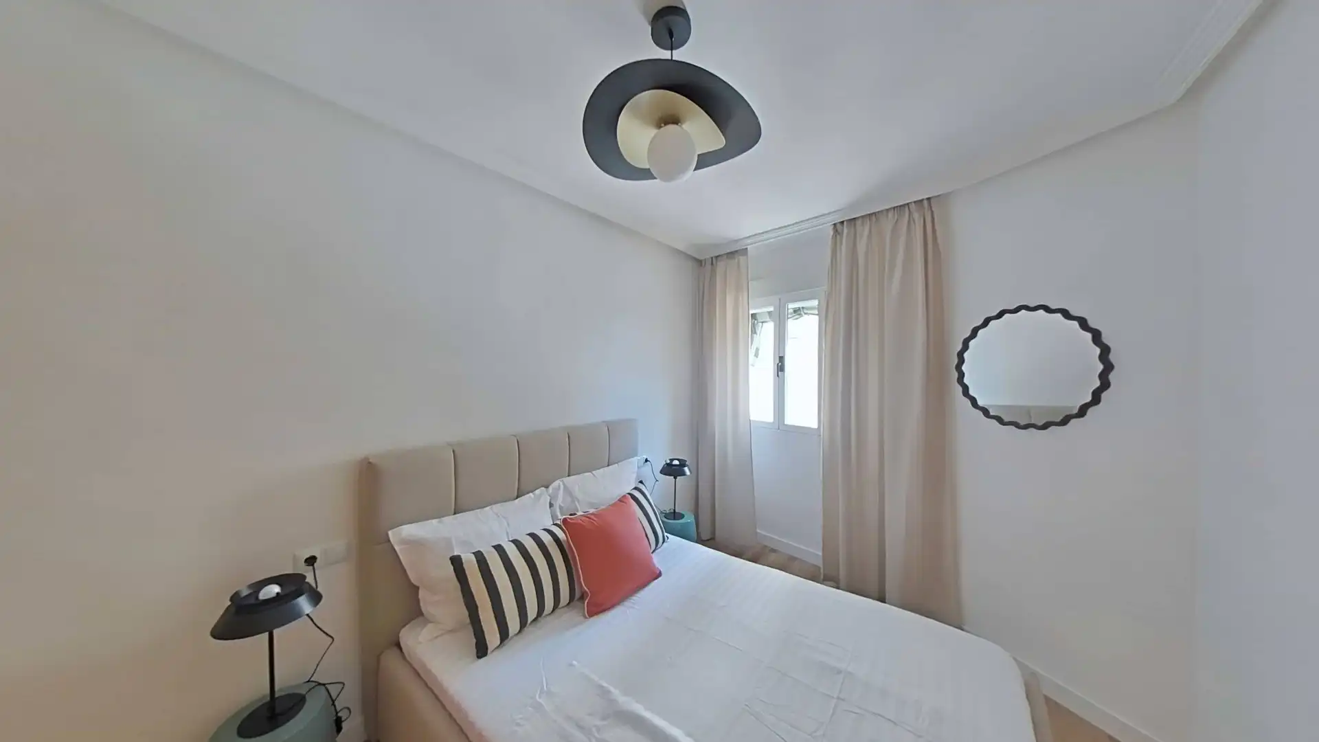 Dormitori de Apartament en venda en Torrevieja amb Aire condicionat, Calefacció i Terrassa