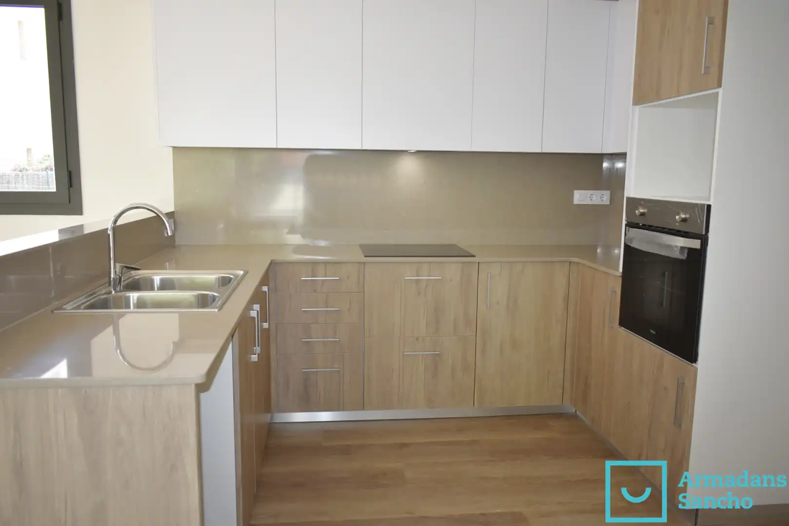 Cuina de Planta baixa de lloguer en Tiana amb Aire condicionat, Calefacció i Parquet